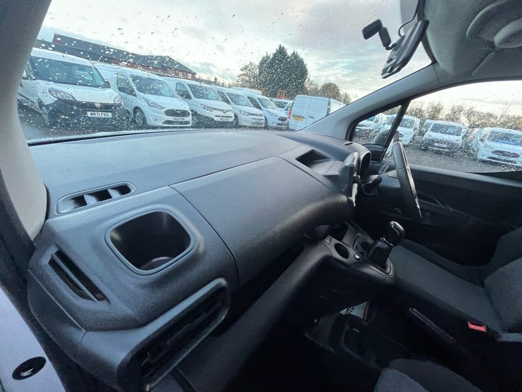 Used Vauxhall Combo 2020 for sale - 76698259: Photo 24