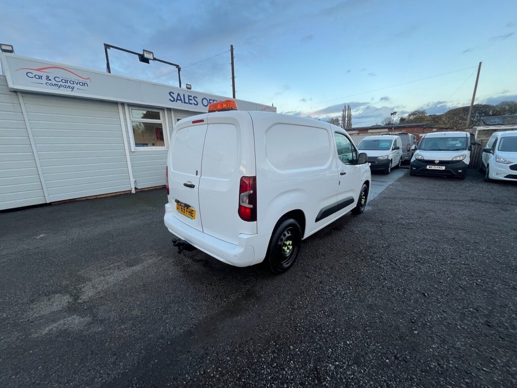 Used Vauxhall Combo 2020 for sale - 76698259: Photo 5