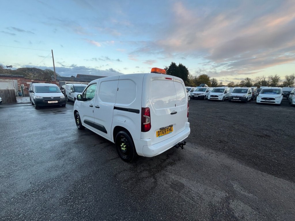 Used Vauxhall Combo 2020 for sale - 76698259: Photo 9