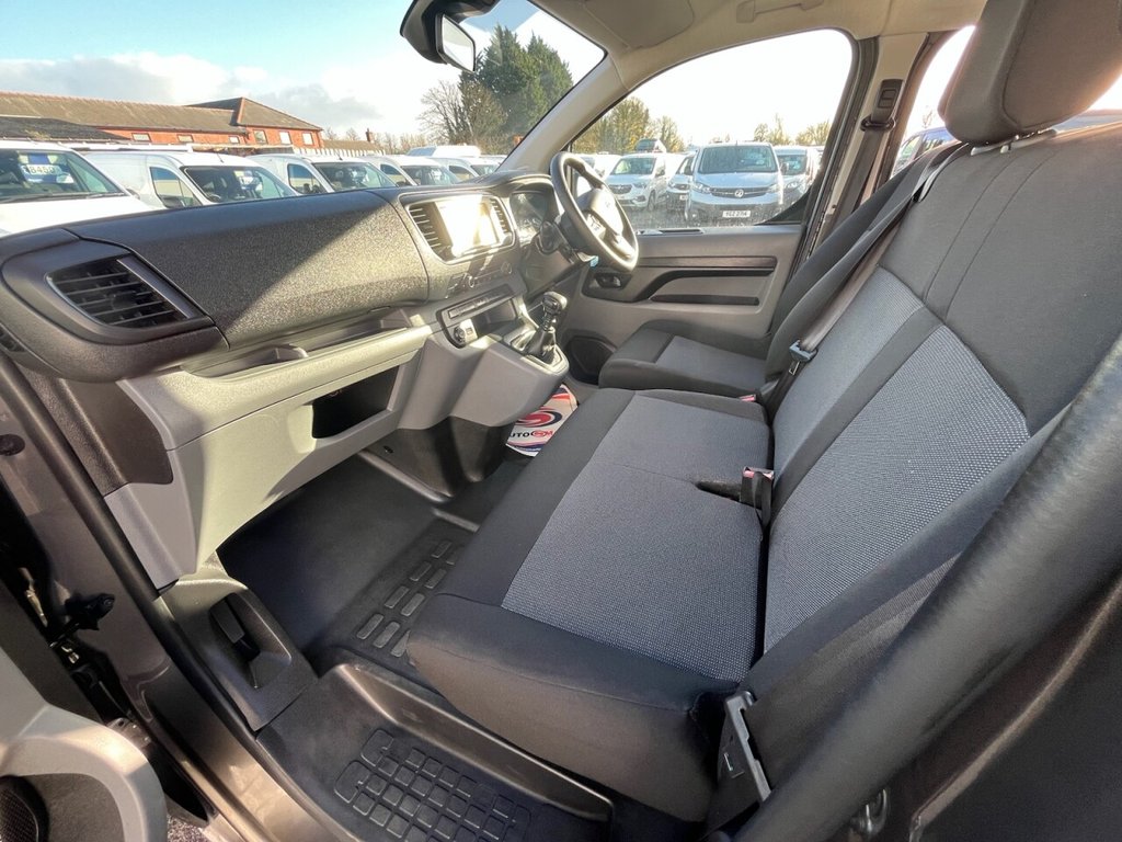 Used Vauxhall Vivaro Life 2022 for sale - 76604658: Photo 15