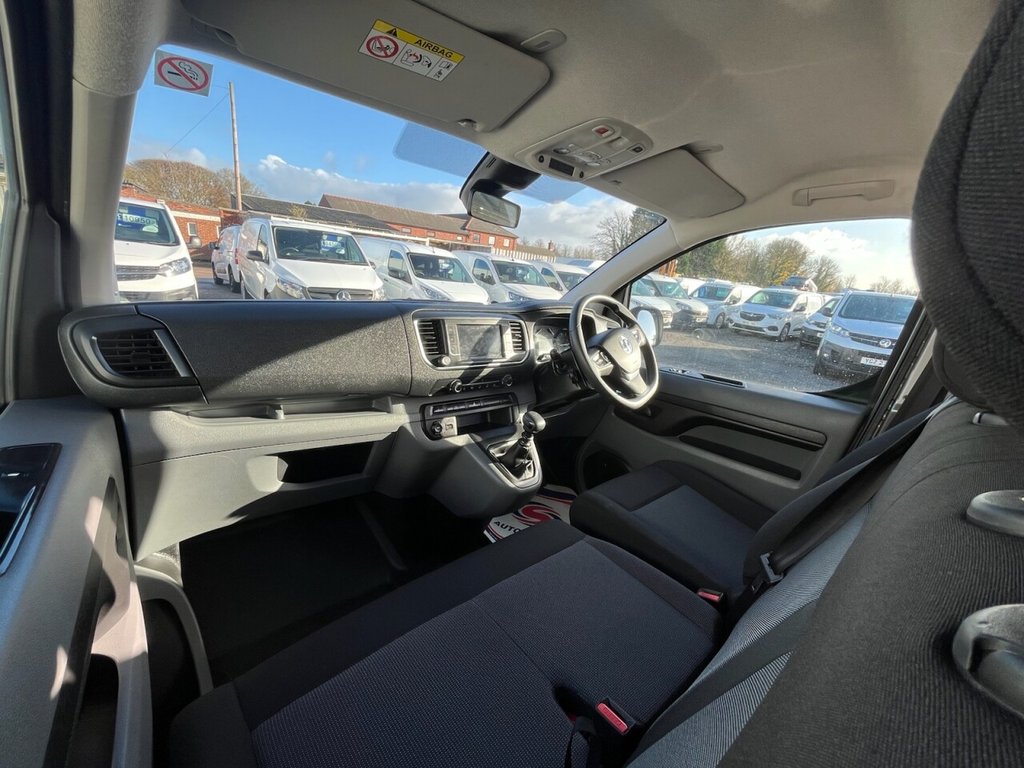 Used Vauxhall Vivaro Life 2022 for sale - 76604658: Photo 35