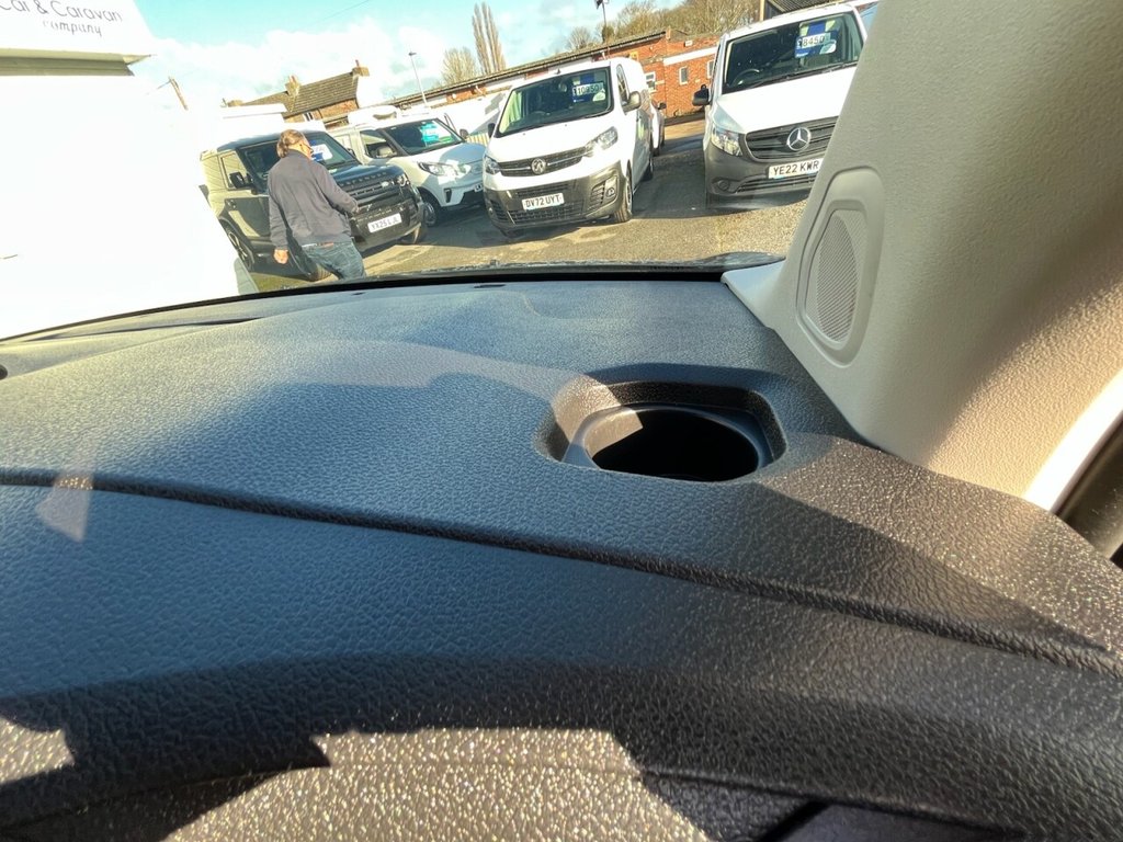 Used Vauxhall Vivaro Life 2022 for sale - 76604658: Photo 38