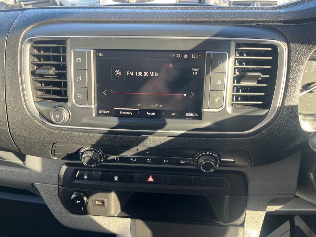 Used Vauxhall Vivaro Life 2022 for sale - 76604658: Photo 43