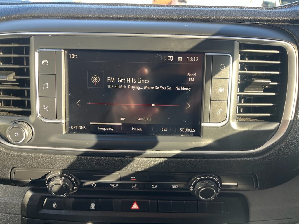 Used Vauxhall Vivaro Life 2022 for sale - 76604658: Photo 48