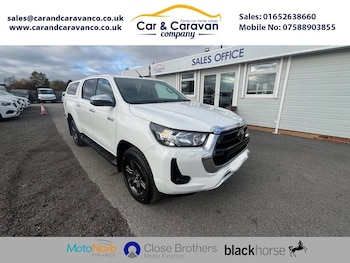 Used Toyota Hilux 2020 for sale - 78672105: Photo