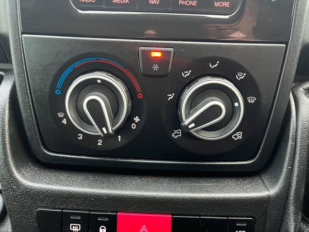 Used Vauxhall Movano 2022 for sale - 76985874: Photo 40