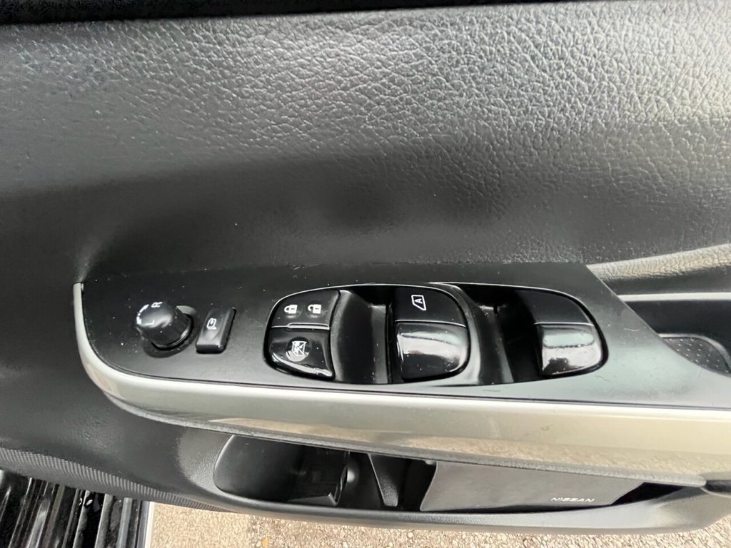 Used Nissan Navara 2017 for sale - 76496158: Photo 33