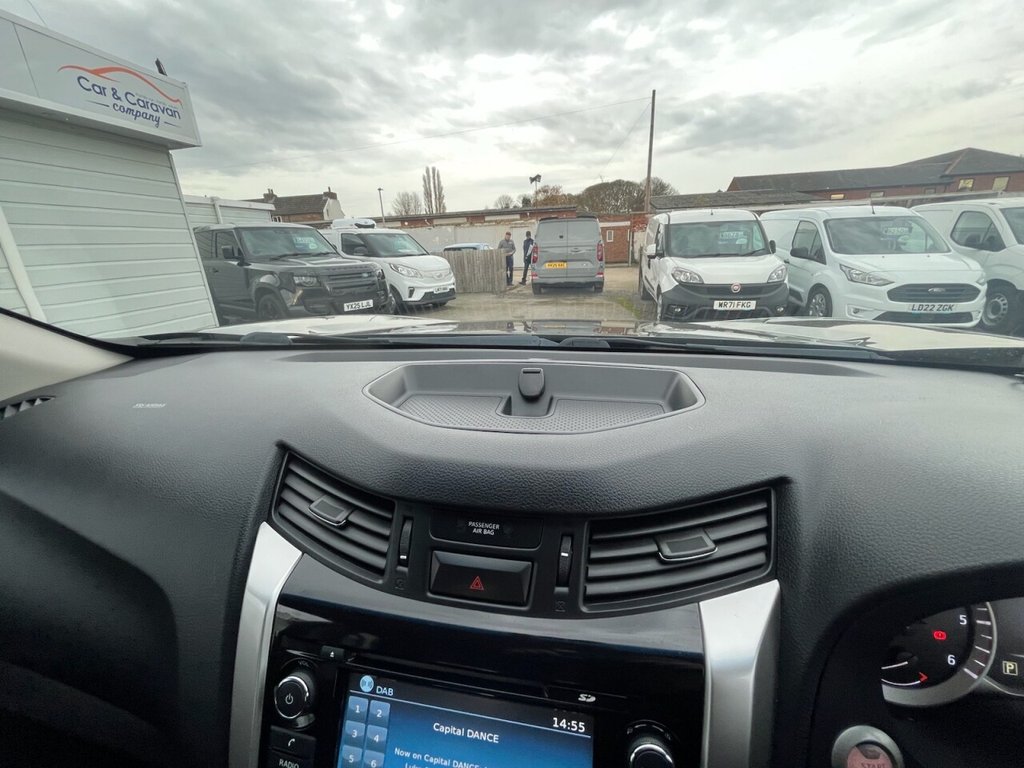 Used Nissan Navara 2017 for sale - 76496158: Photo 40
