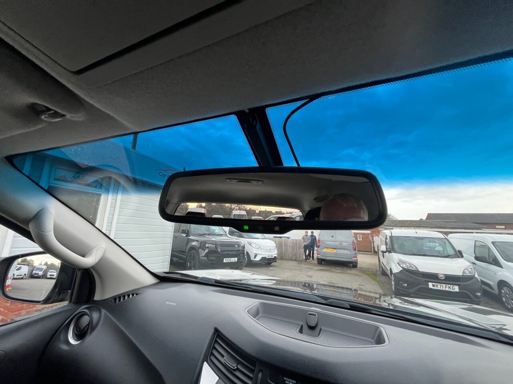 Used Nissan Navara 2017 for sale - 76496158: Photo 41