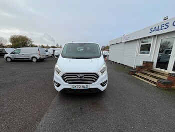 Used Ford Tourneo Custom 2022 for sale - 76686619: Photo