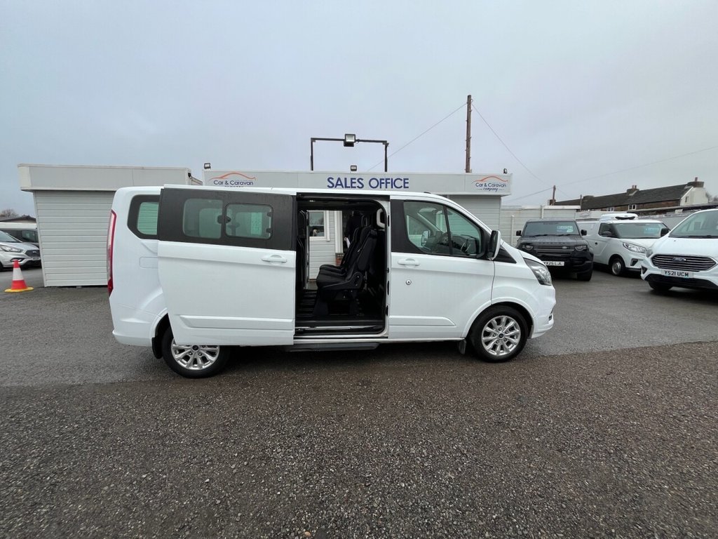 Used Ford Tourneo Custom 2022 for sale - 76686619: Photo 6