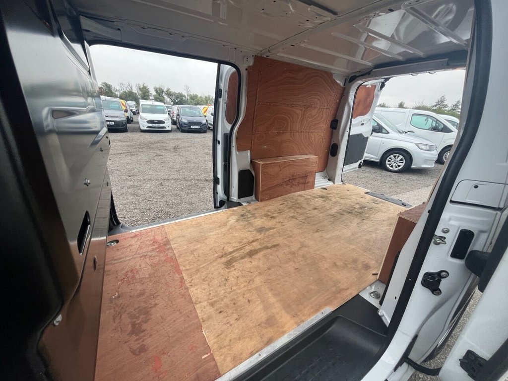 Used Vauxhall Vivaro 2022 for sale - 76018980: Photo 18