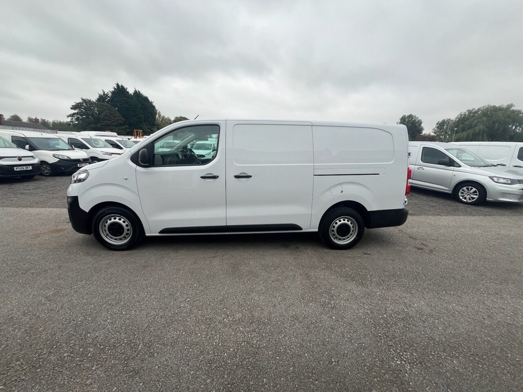 Used Vauxhall Vivaro 2022 for sale - 76018980: Photo 6