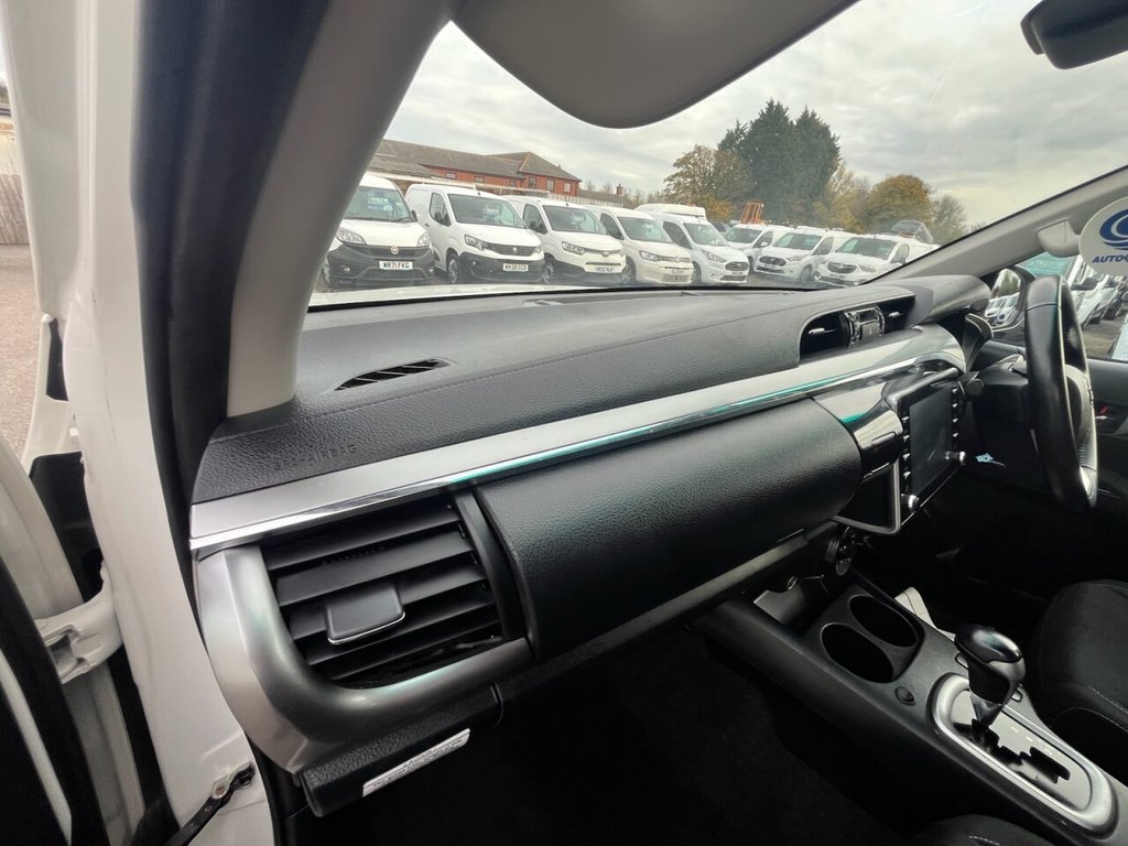 Used Toyota Hilux 2021 for sale - 76417474: Photo 26