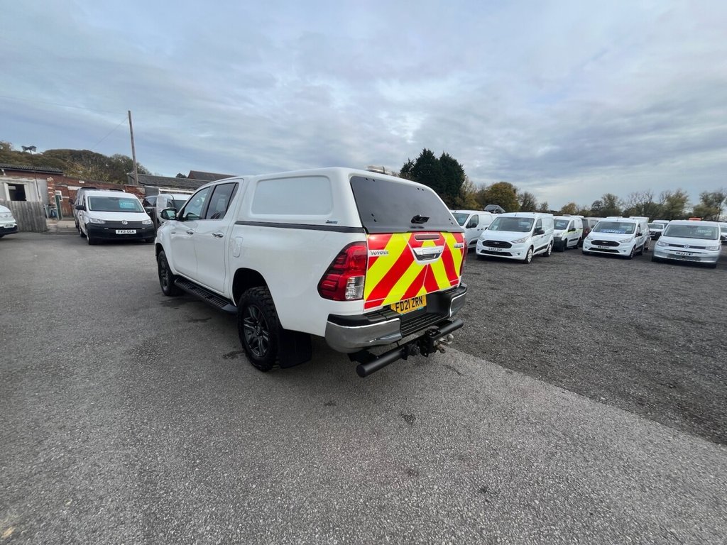 Used Toyota Hilux 2021 for sale - 76417474: Photo 4