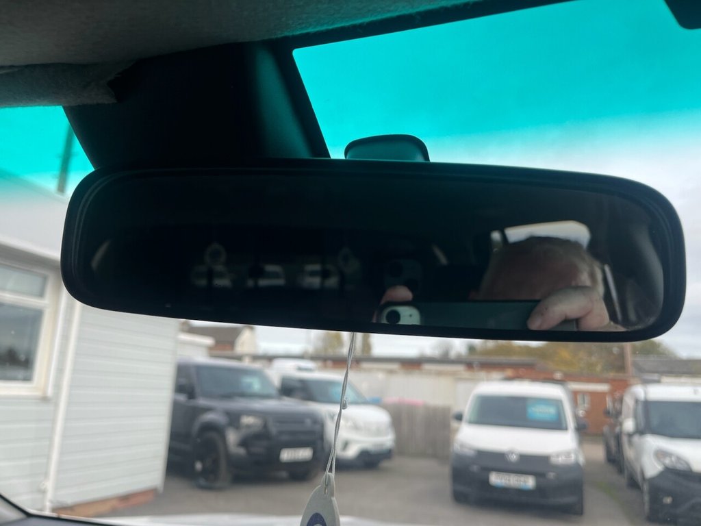 Used Toyota Hilux 2021 for sale - 76417474: Photo 49