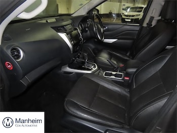 Used Nissan Navara 2019 for sale - 77739712: Photo