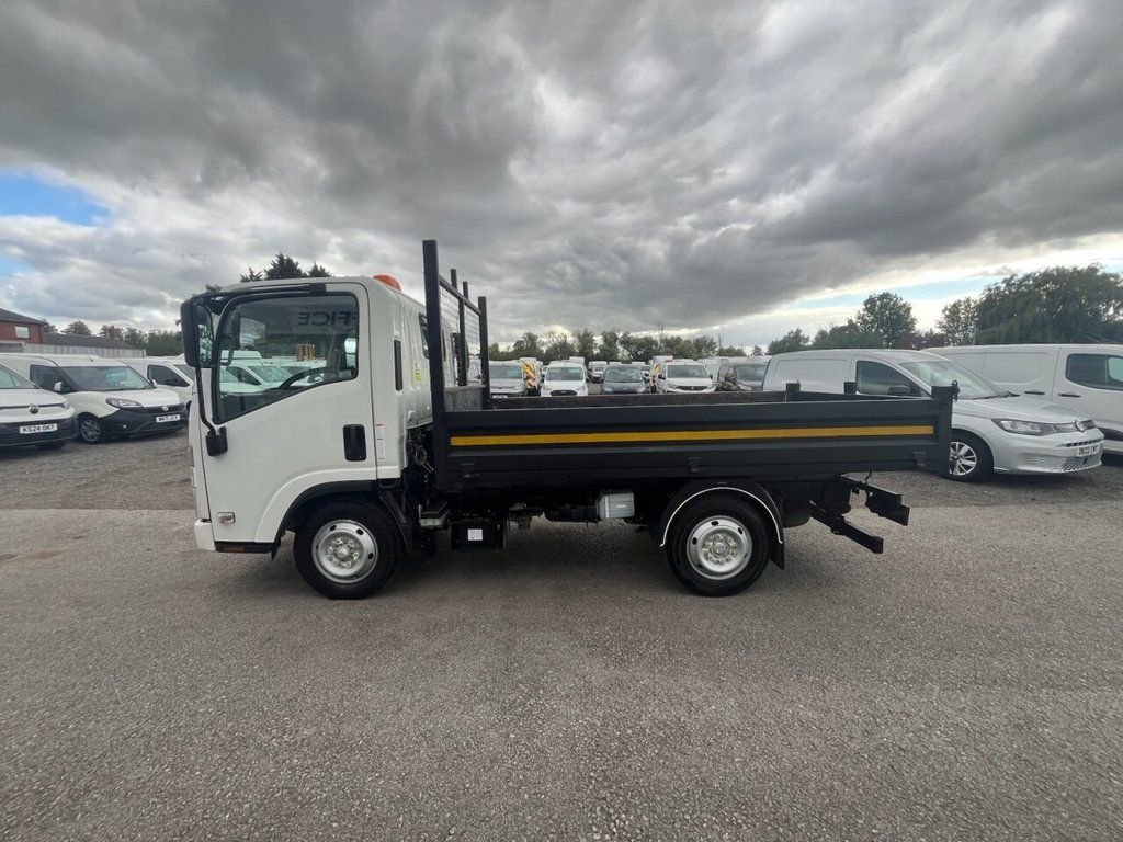 Used Isuzu Other 2023 for sale - 77884926: Photo 3