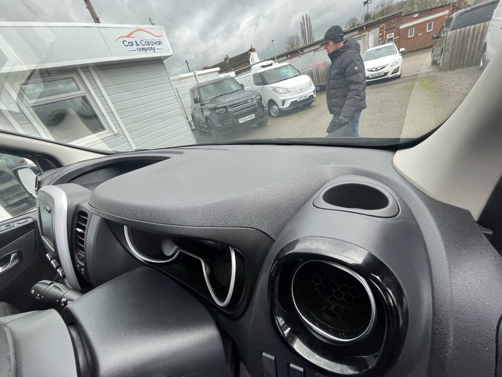 Used Renault Trafic 2019 for sale - 78029852: Photo 38