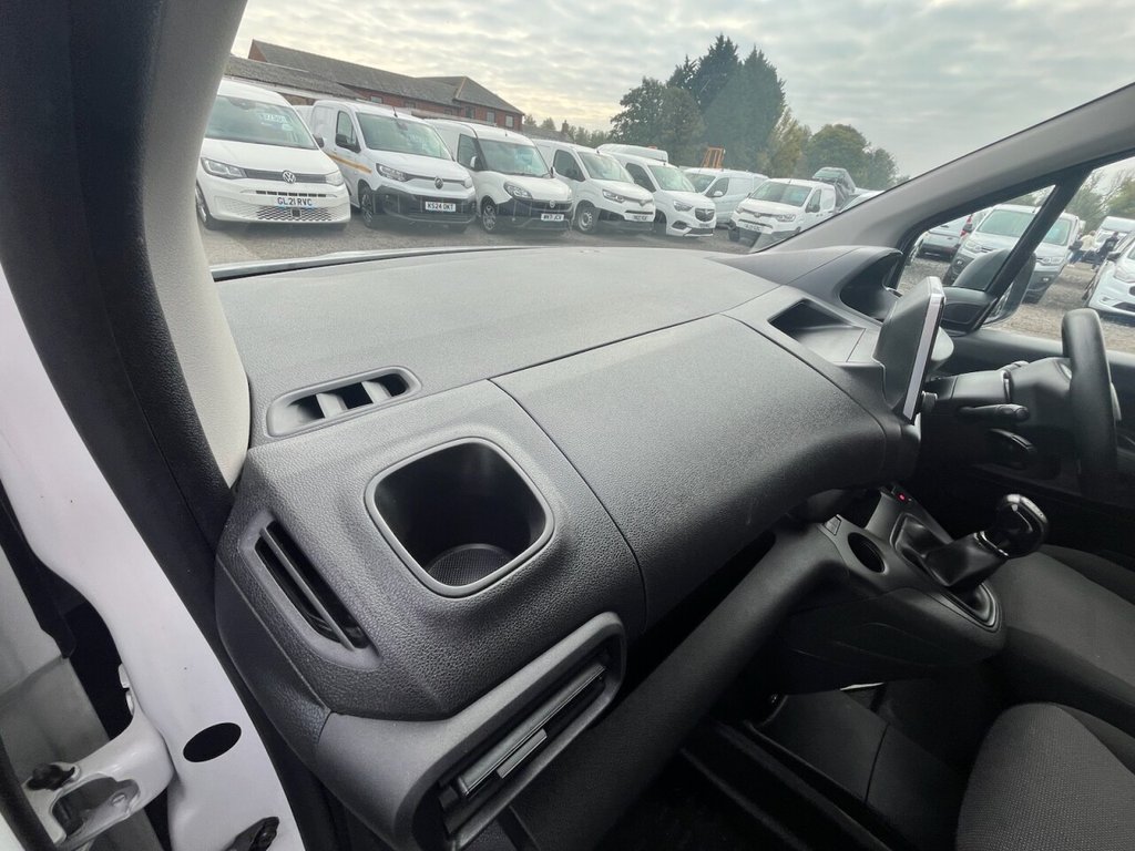 Used Peugeot Partner 2021 for sale - 76080536: Photo 17