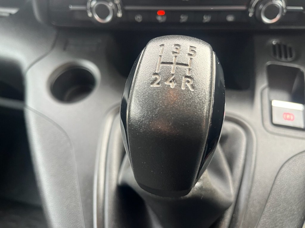Used Peugeot Partner 2021 for sale - 76080536: Photo 43
