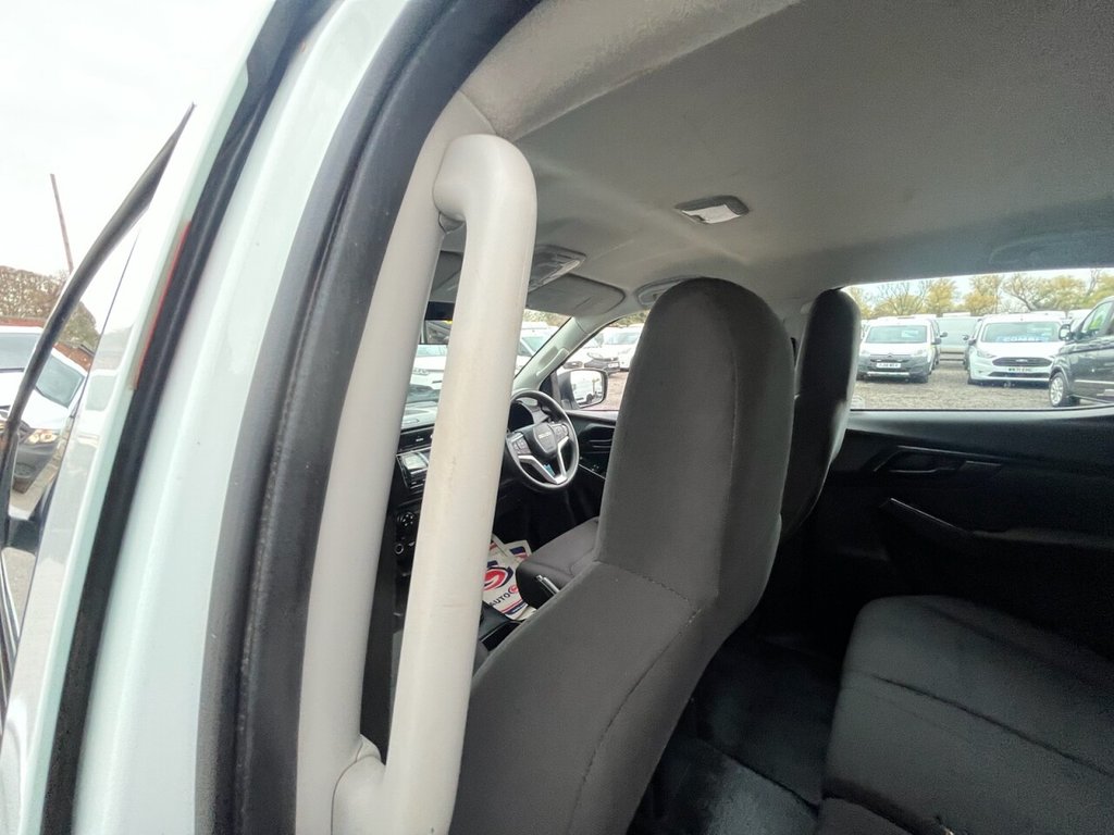 Used Isuzu D-Max 2021 for sale - 76496811: Photo 24