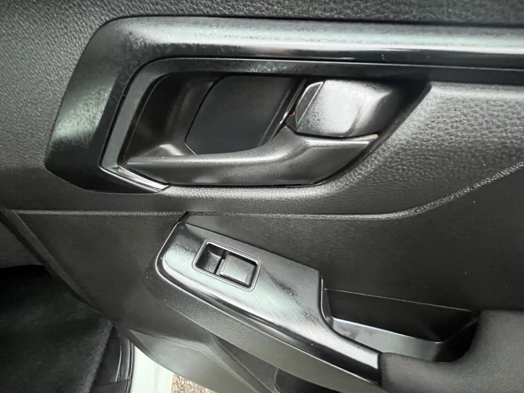 Used Isuzu D-Max 2021 for sale - 76496811: Photo 30