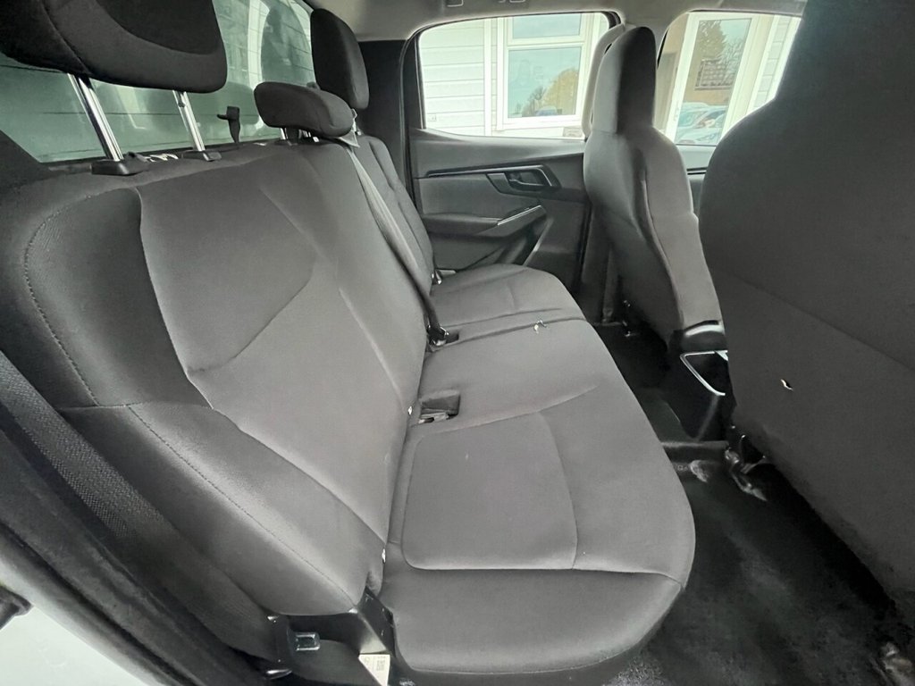 Used Isuzu D-Max 2021 for sale - 76496811: Photo 31