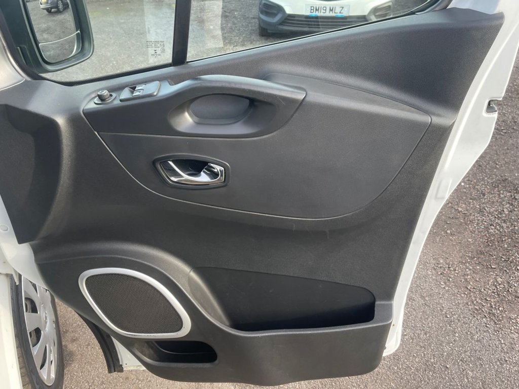 Used Vauxhall Vivaro 2016 for sale - 76923427: Photo 10