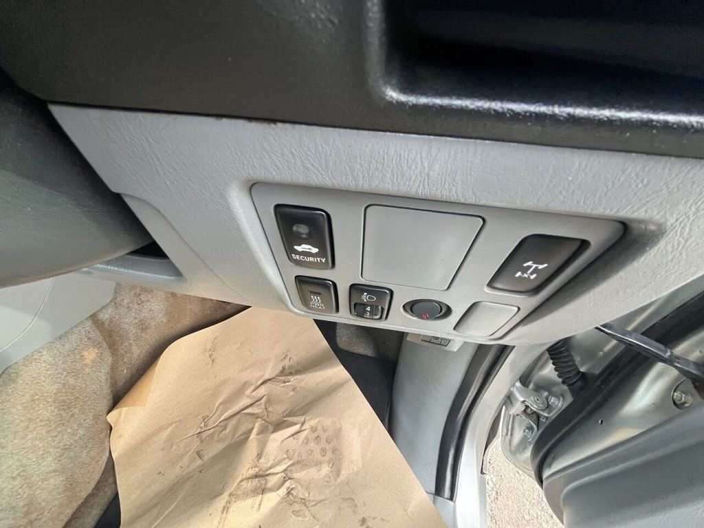 Used Toyota Hilux 2011 for sale - 76481883: Photo 10