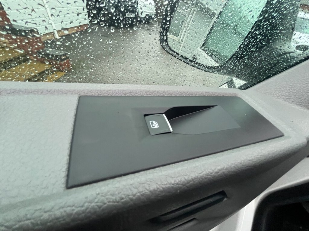 Used Volkswagen Transporter 2020 for sale - 77072364: Photo 18