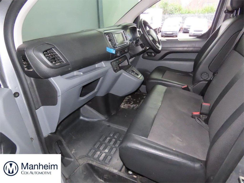 Used Vauxhall Vivaro 2022 for sale - 77680682: Photo 3