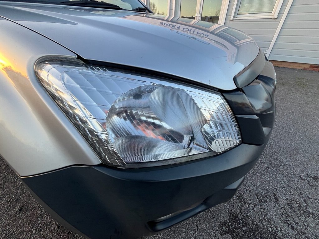 Used Isuzu D-Max 2016 for sale - 76784259: Photo 2