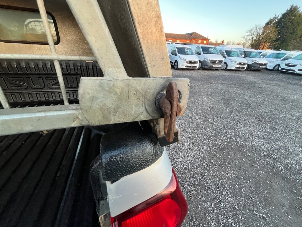 Used Isuzu D-Max 2016 for sale - 76784259: Photo 20