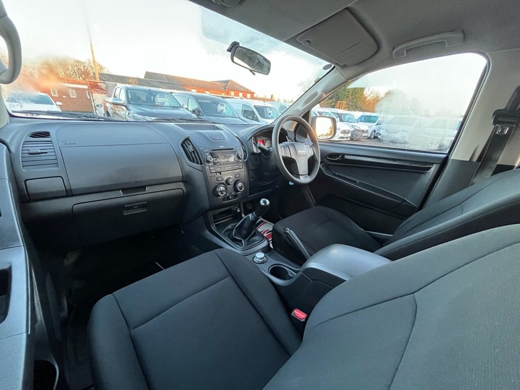 Used Isuzu D-Max 2016 for sale - 76784259: Photo 24