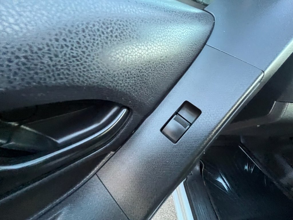 Used Isuzu D-Max 2016 for sale - 76784259: Photo 26