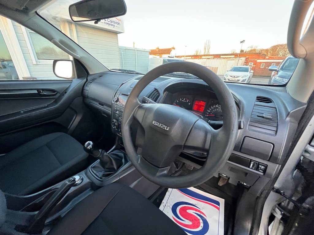 Used Isuzu D-Max 2016 for sale - 76784259: Photo 41