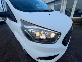 Used Ford Transit Custom 2019 for sale - 77212010: Photo