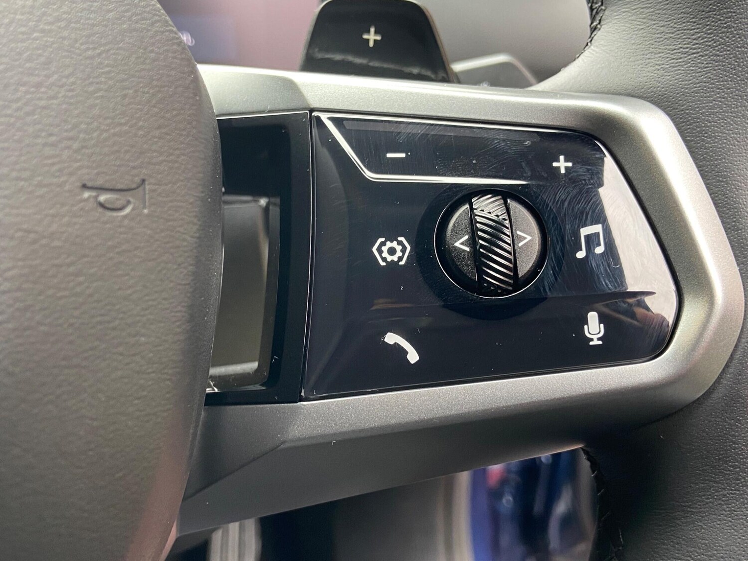 Used BMW 5 Series 2025 for sale - 77925742: Photo 25