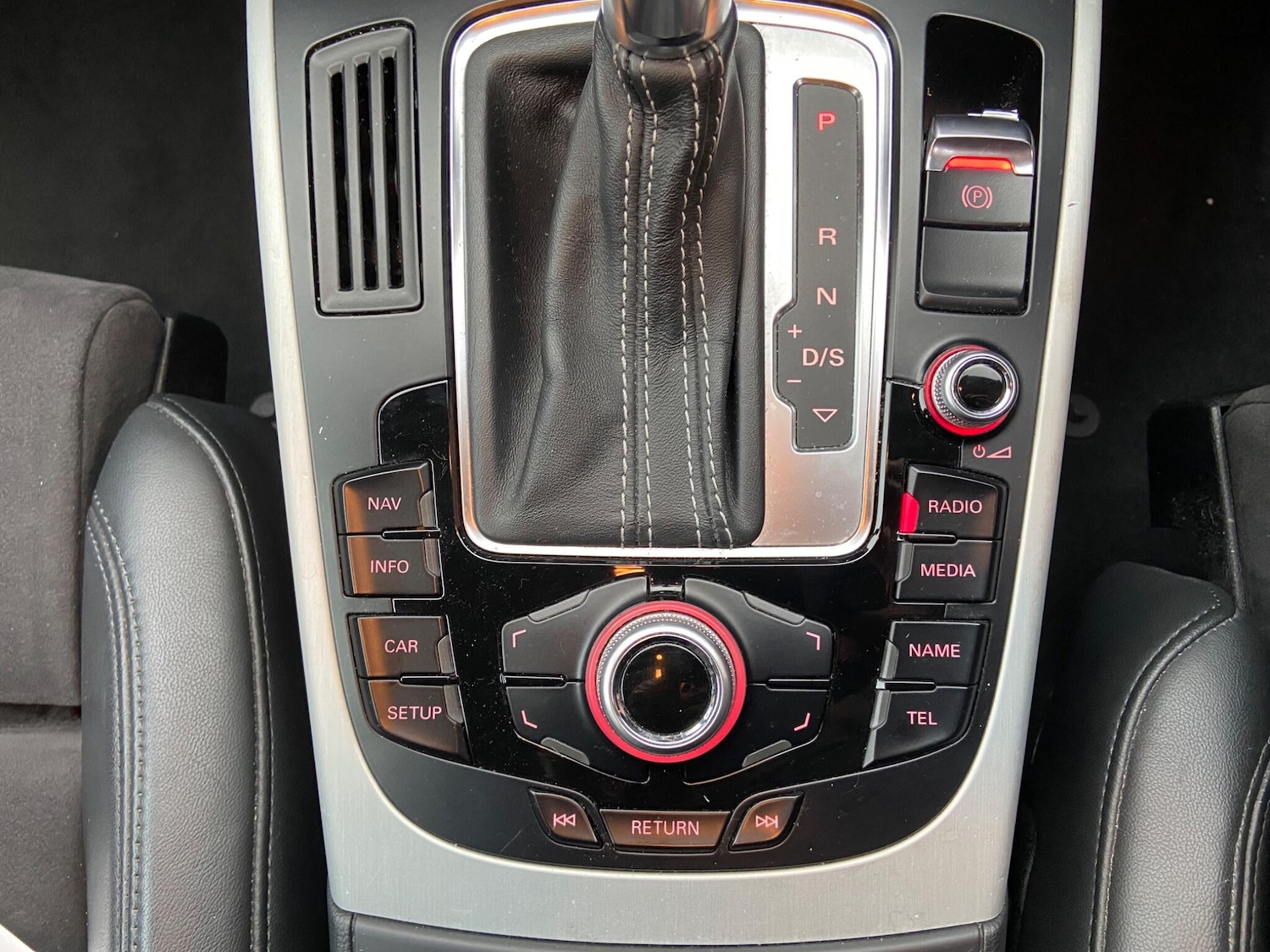 Used Audi S4 Avant 2012 for sale - 76269928: Photo 16