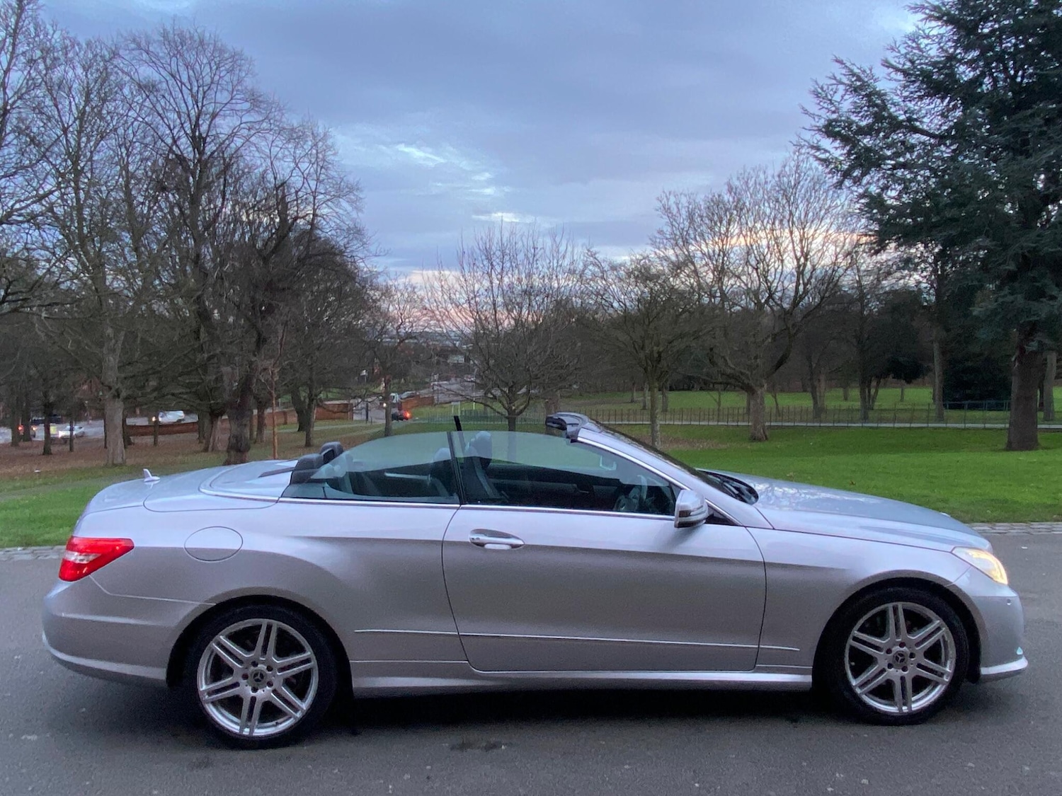 Used Mercedes-Benz E Class 2010 for sale - 76976574: Photo 13