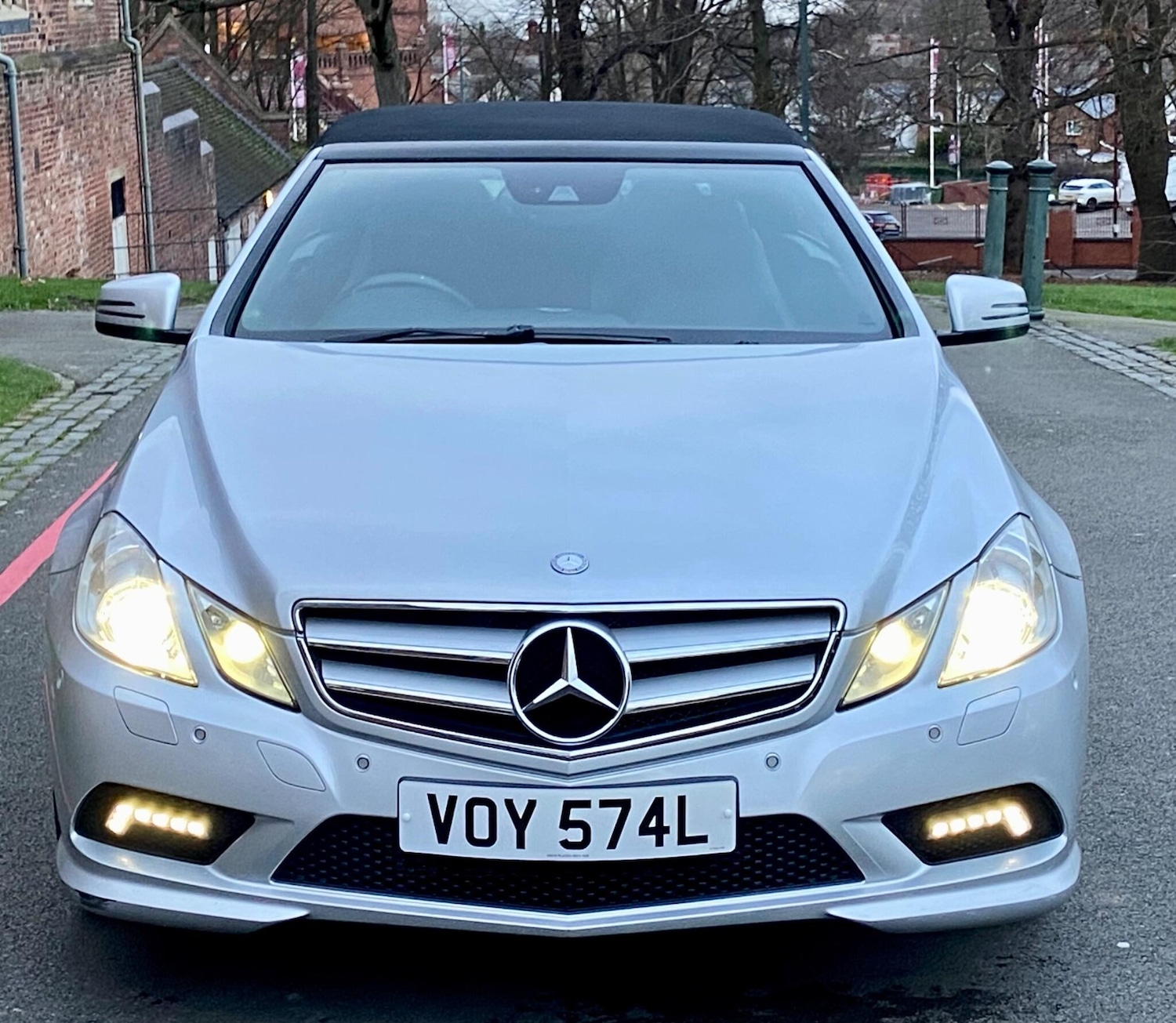 Used Mercedes-Benz E Class 2010 for sale - 76976574: Photo 3