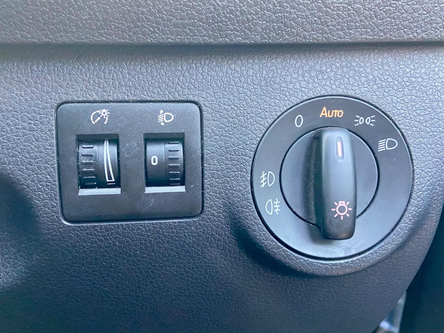 Used Volkswagen Caddy Maxi Life 2016 for sale - 77081456: Photo 16