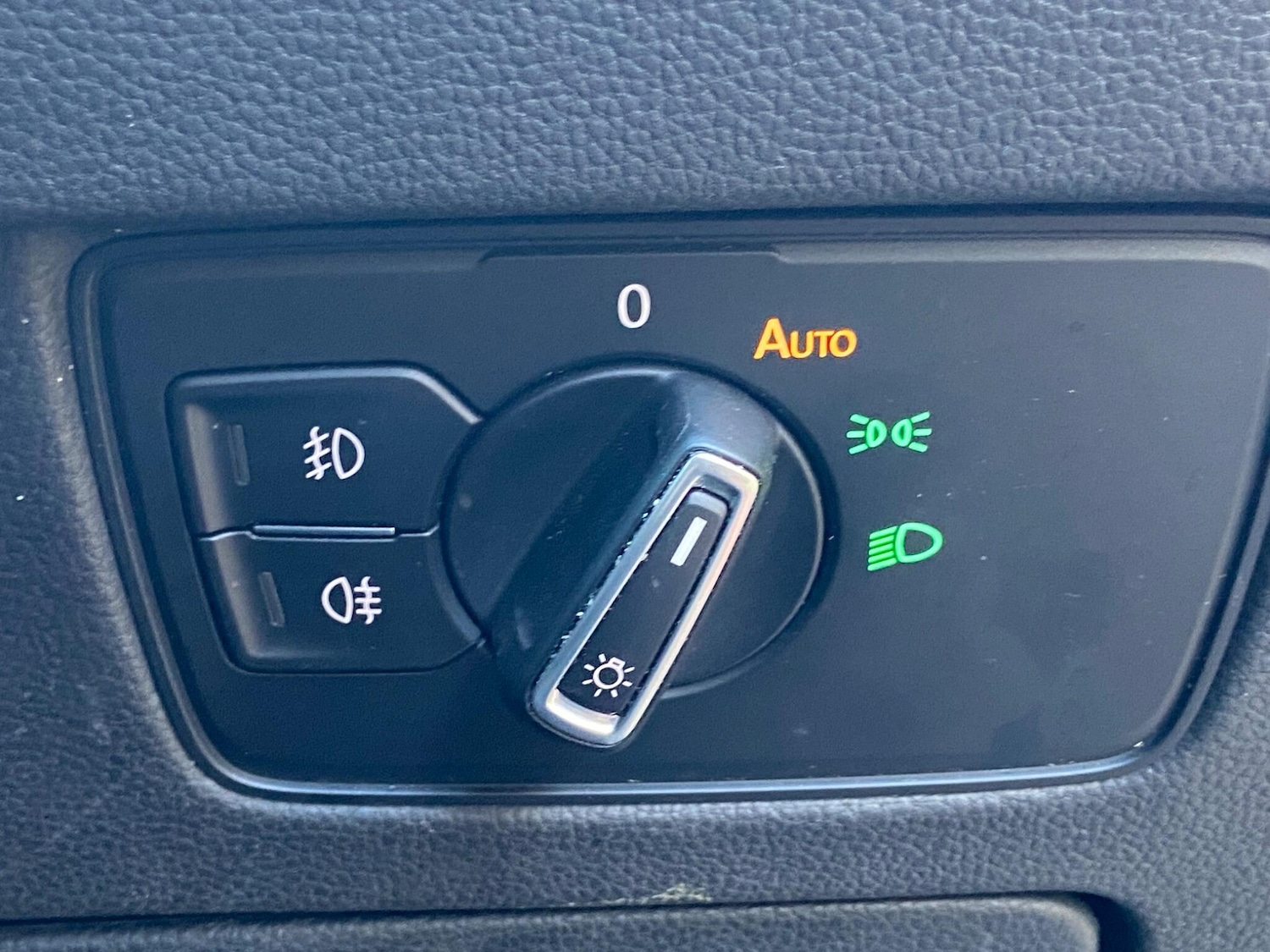 Used Volkswagen Passat 2020 for sale - 76597089: Photo 25