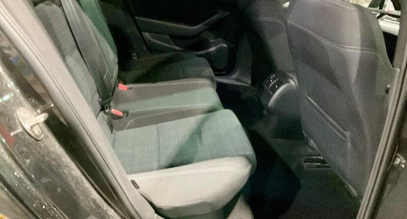 Used Volkswagen Passat 2020 for sale - 76597089: Photo 8