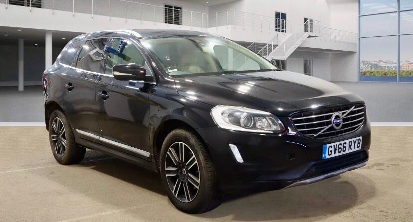 Used Volvo XC60 2017 for sale - 77376659: Photo 2