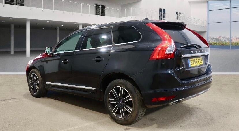 Used Volvo XC60 2017 for sale - 77376659: Photo 3