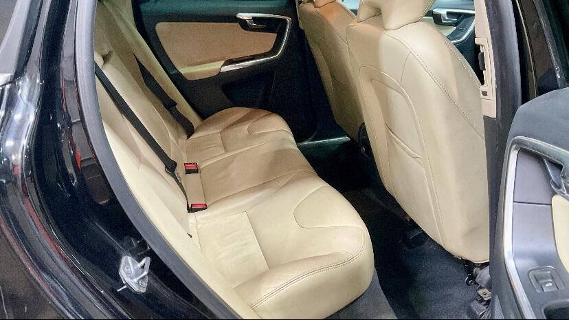 Used Volvo XC60 2017 for sale - 77376659: Photo 9