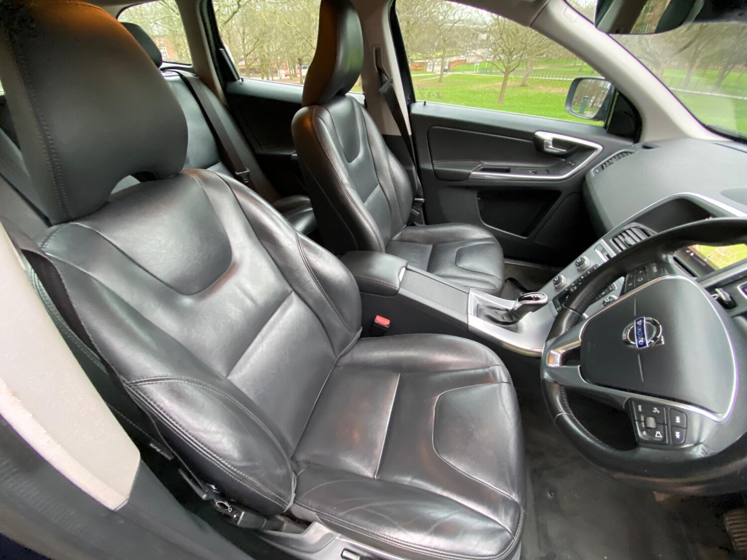 Used Volvo XC60 2017 for sale - 77633000: Photo 13