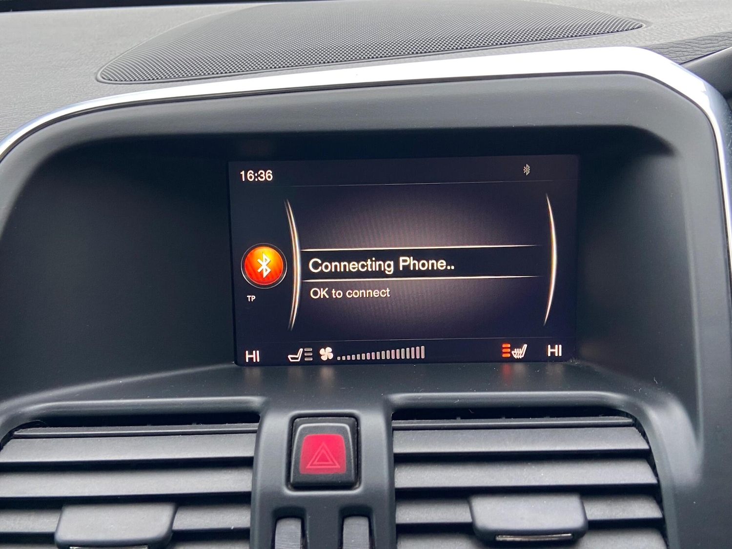 Used Volvo XC60 2017 for sale - 77633000: Photo 21